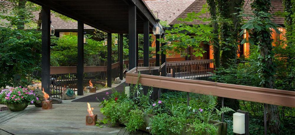 The Inn At Honey Run Millersburg Exterior photo
